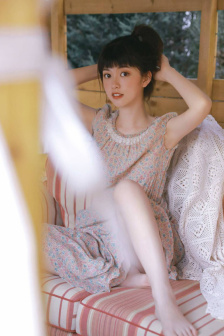 牧原美奈